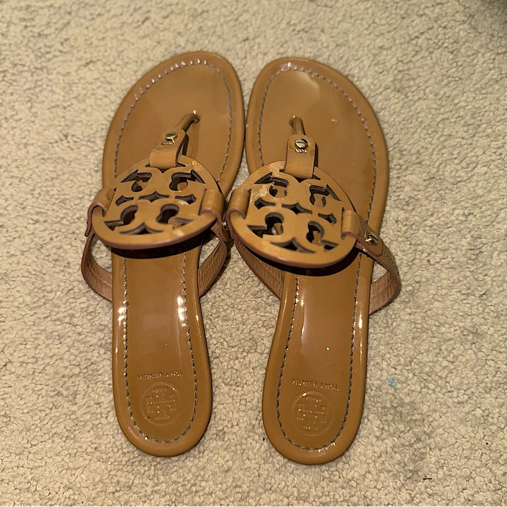 Tory Burch Tan Patent Leather size 9